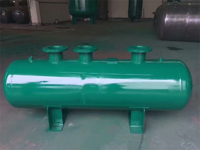 1679991473376569.jpeg 古丈古丈古丈蒸汽分气缸1.jpeg